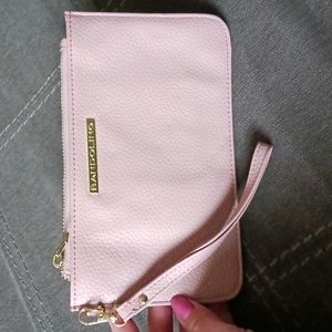 Bandolino Zip Pouch Wristlet Rose Pink
